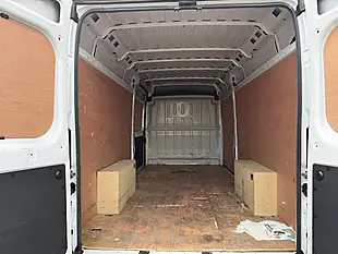 Used 2023 Peugeot Boxer Professional Premium White - Interior and Exterior details 9