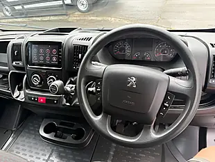 Used 2023 Peugeot Boxer Professional Premium + White - Interior and Exterior details 7
