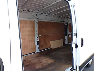 Used 2023 Peugeot Boxer Professional White - Interior and Exterior details 13