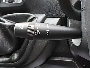 Used 2023 Peugeot Boxer Professional White - Interior and Exterior details 15