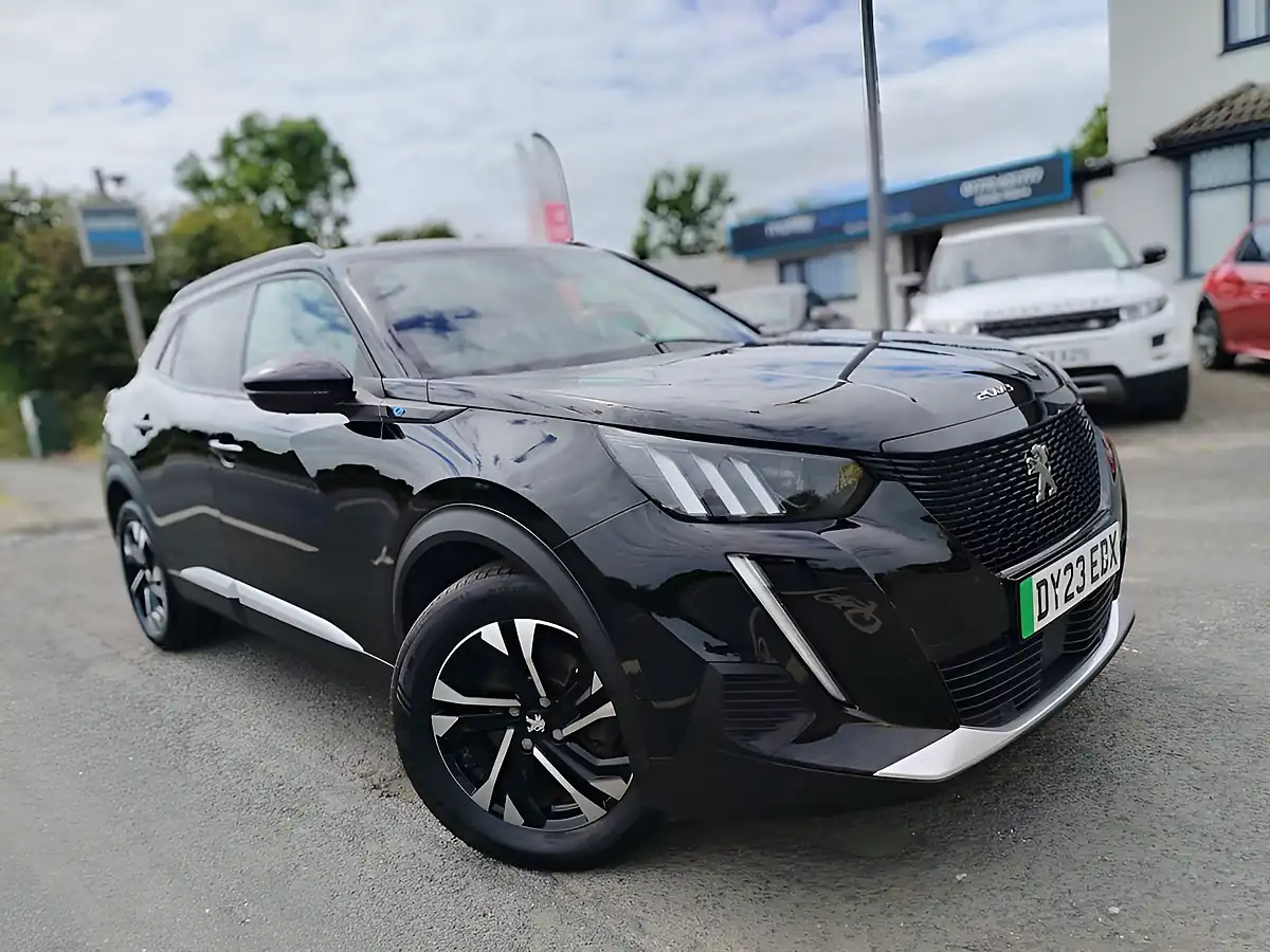 Used 2023 Peugeot E-2008 GT Black - Front View