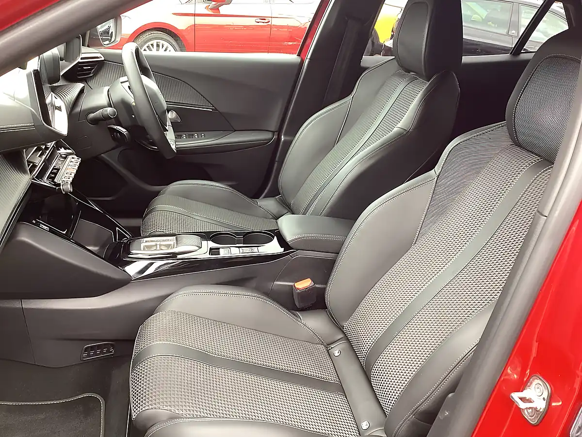 Used 2023 Peugeot E-2008 GT Elixir Red - Interior and Exterior details 15
