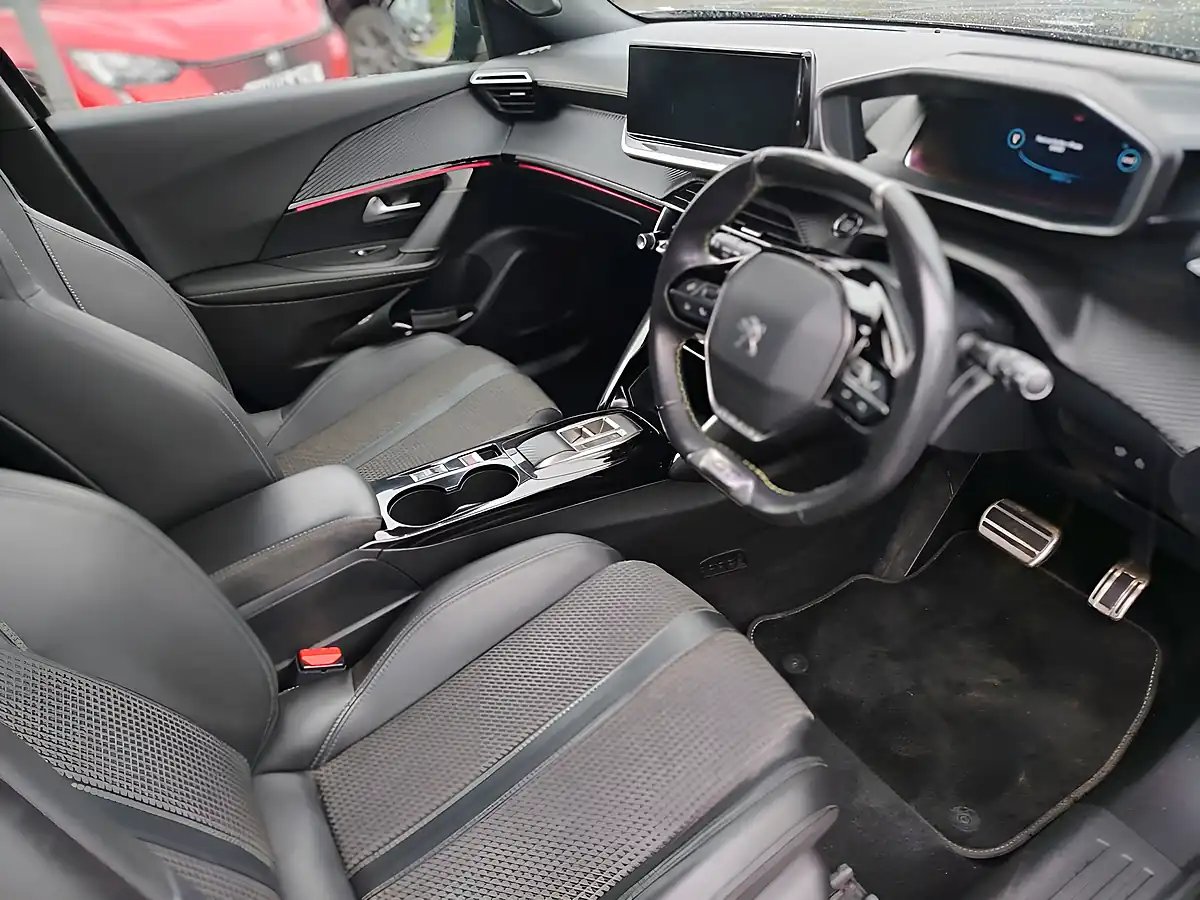 Used 2023 Peugeot E-2008 GT Nera Black - Interior and Exterior details 10
