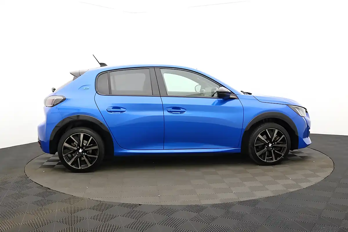 Used 2023 Peugeot E-208 GT Blue - Interior and Exterior details 2