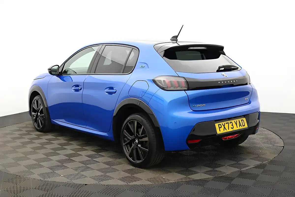 Used 2023 Peugeot E-208 GT Blue - Interior and Exterior details 6