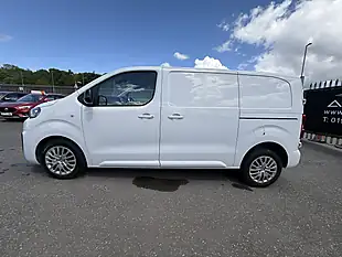 Used 2023 Peugeot Expert Asphalt Premium + Ice White - Interior and Exterior details 7