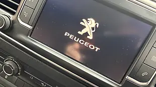 Used 2023 Peugeot Expert Asphalt Premium Plus L2 White - Interior and Exterior details 16