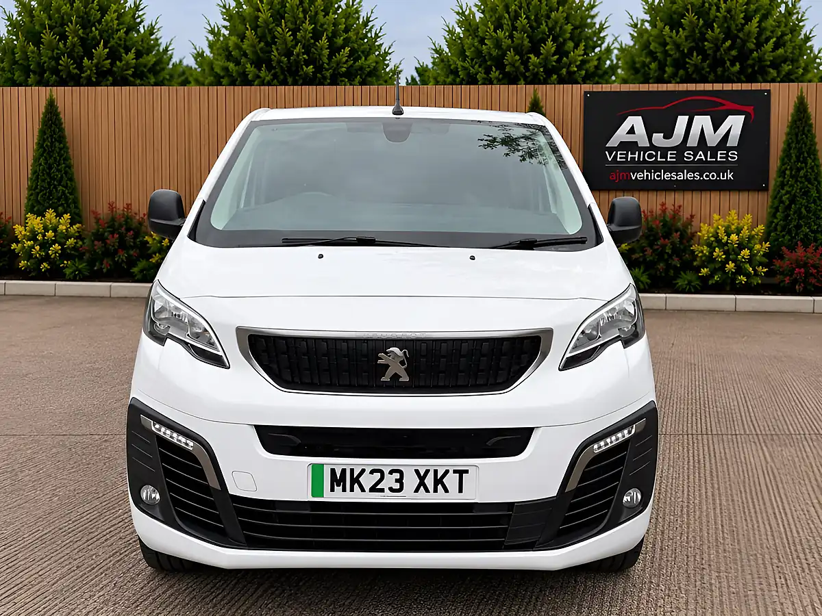Used 2023 Peugeot Expert Asphalt Premium Plus L2 White - Interior and Exterior details 2
