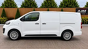 Used 2023 Peugeot Expert Asphalt Premium Plus L2 White - Interior and Exterior details 4