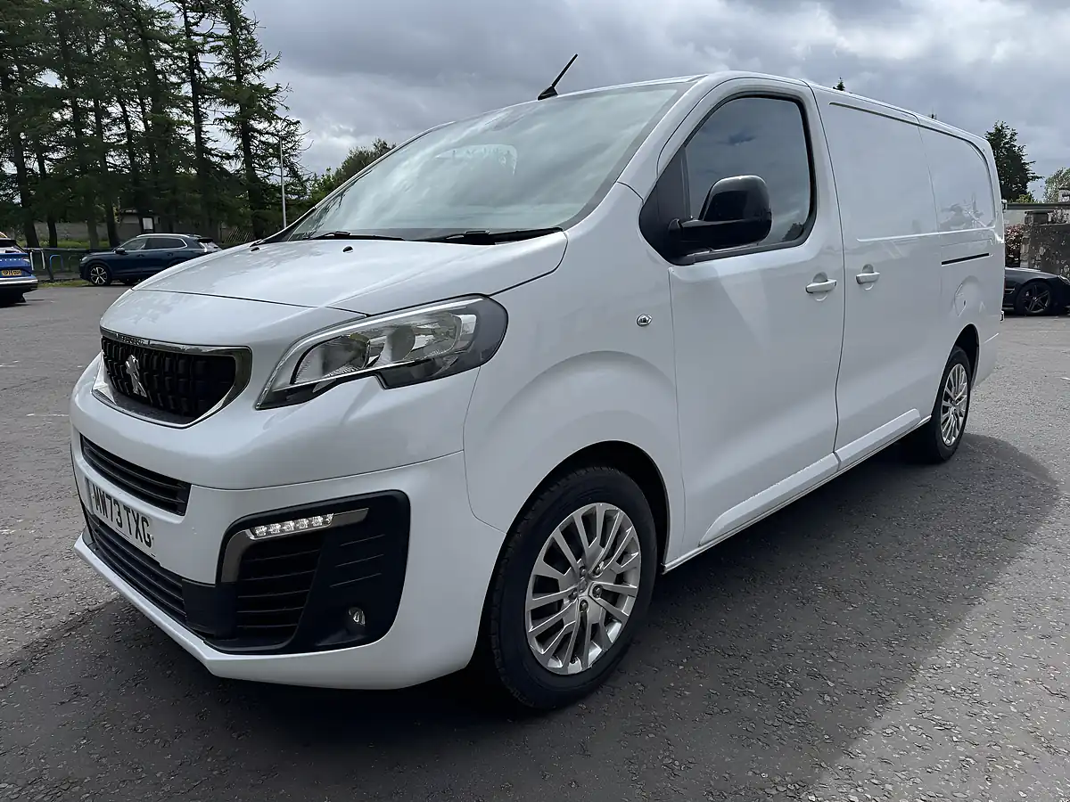 Used 2023 Peugeot Expert Asphalt Premium White - Interior and Exterior details 3