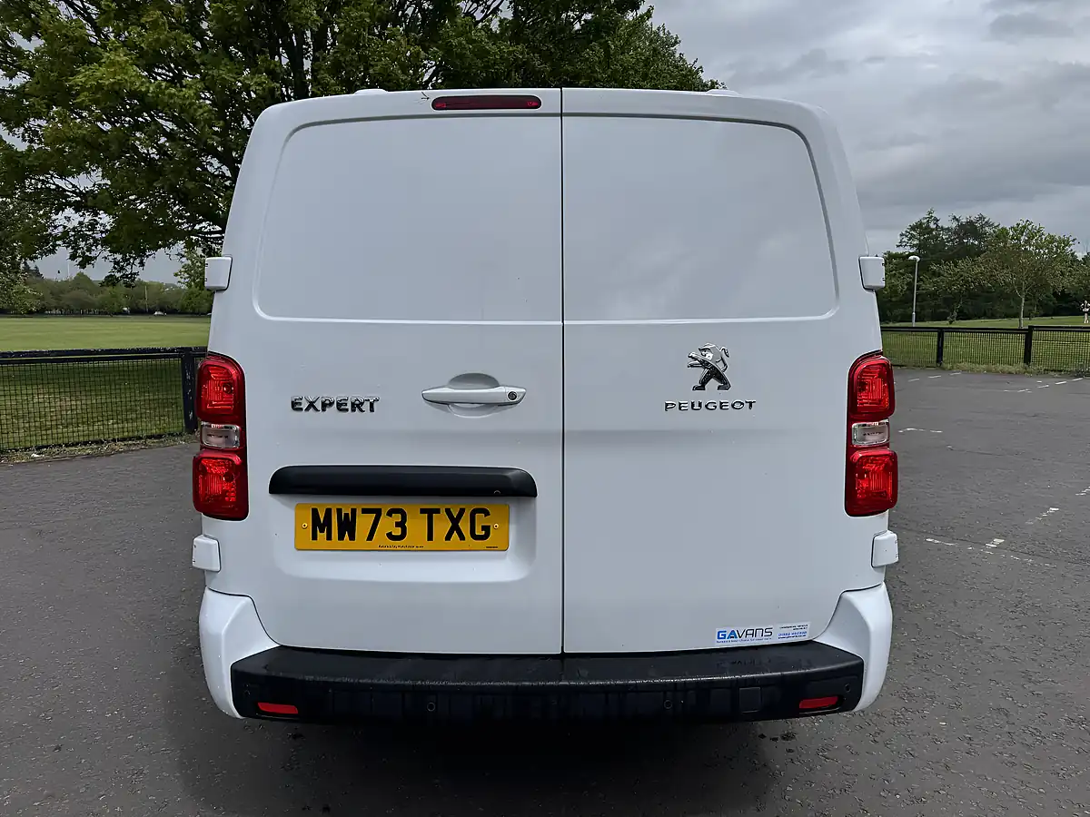 Used 2023 Peugeot Expert Asphalt Premium White - Interior and Exterior details 6