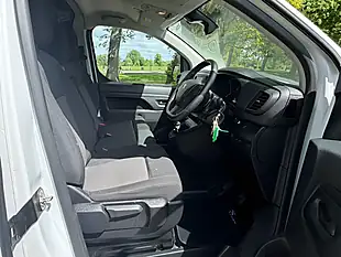 Used 2023 Peugeot Expert Asphalt Premium White - Interior and Exterior details 10