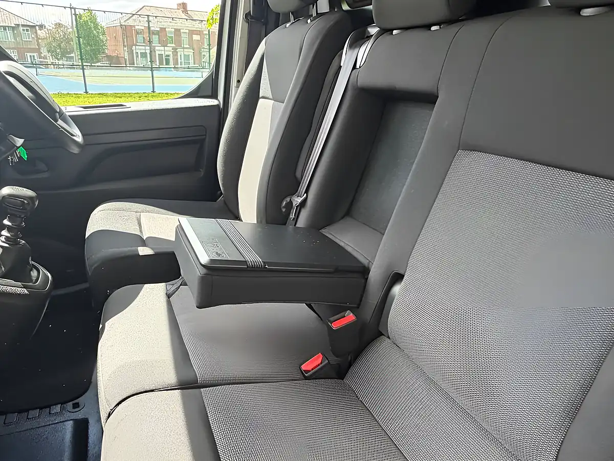 Used 2023 Peugeot Expert Asphalt Premium White - Interior and Exterior details 19