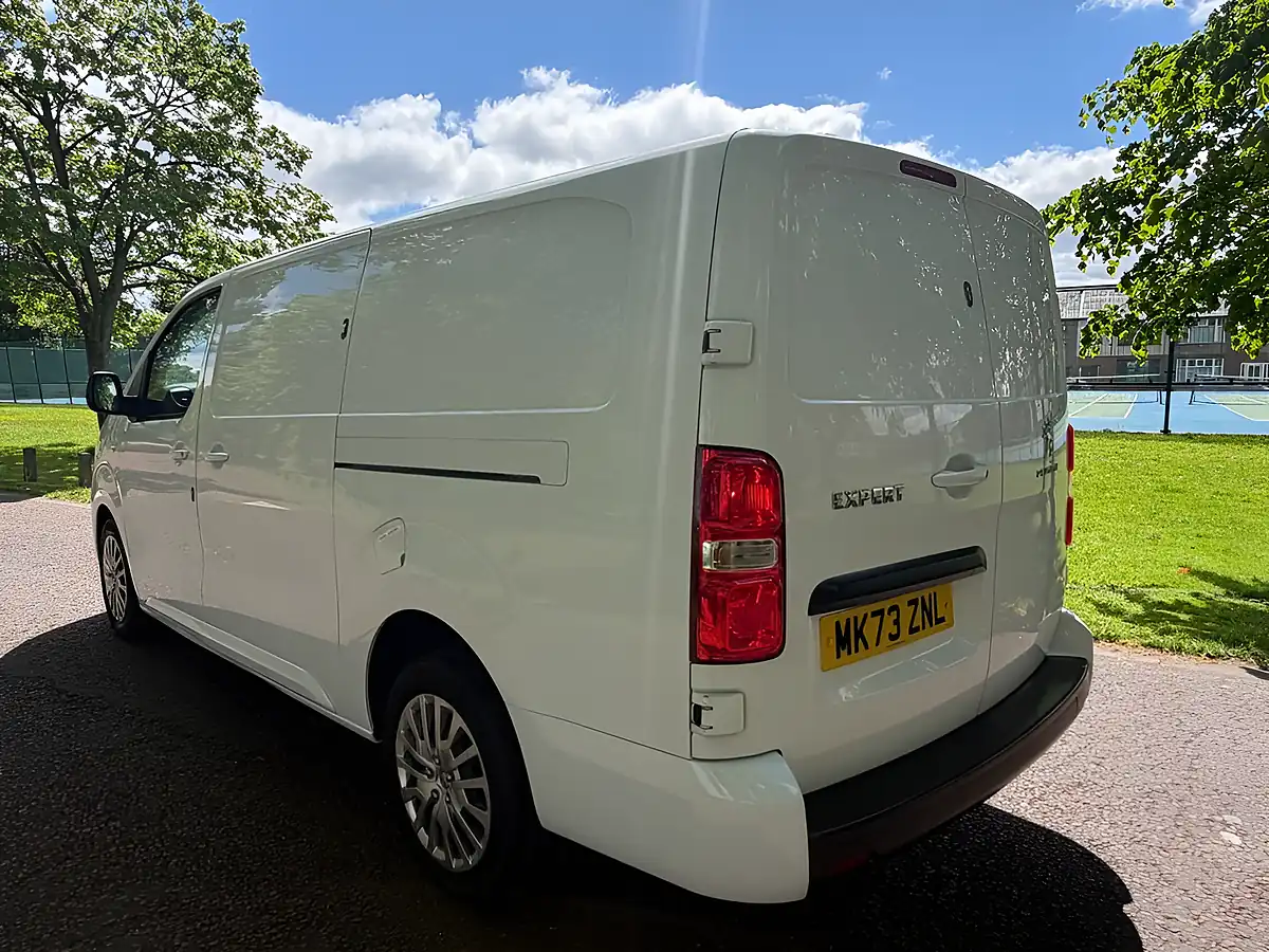 Used 2023 Peugeot Expert Asphalt Premium White - Interior and Exterior details 5
