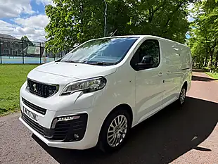 Used 2023 Peugeot Expert Asphalt Premium White - Interior and Exterior details 7