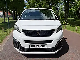 Used 2023 Peugeot Expert Asphalt Premium White - Interior and Exterior details 8