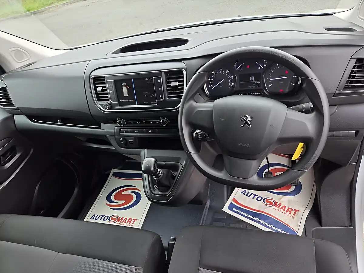 Used 2023 Peugeot Expert Prof Premium White - Interior and Exterior details 11