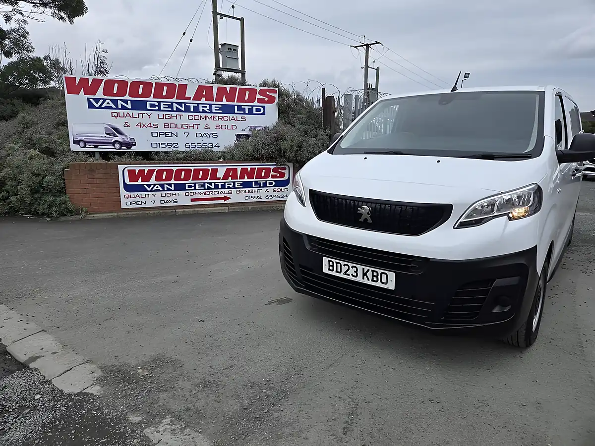 Used 2023 Peugeot Expert Prof Premium White - Interior and Exterior details 3