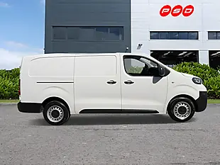 Used 2023 Peugeot Expert Professional Premium + Ice White - Interior and Exterior details 8
