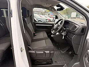 Used 2023 Peugeot Expert Professional Premium Plus Crew White - Interior and Exterior details 16