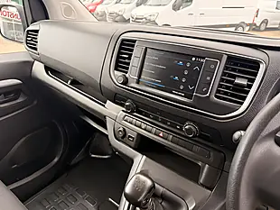 Used 2023 Peugeot Expert Professional Premium Plus Crew White - Interior and Exterior details 18