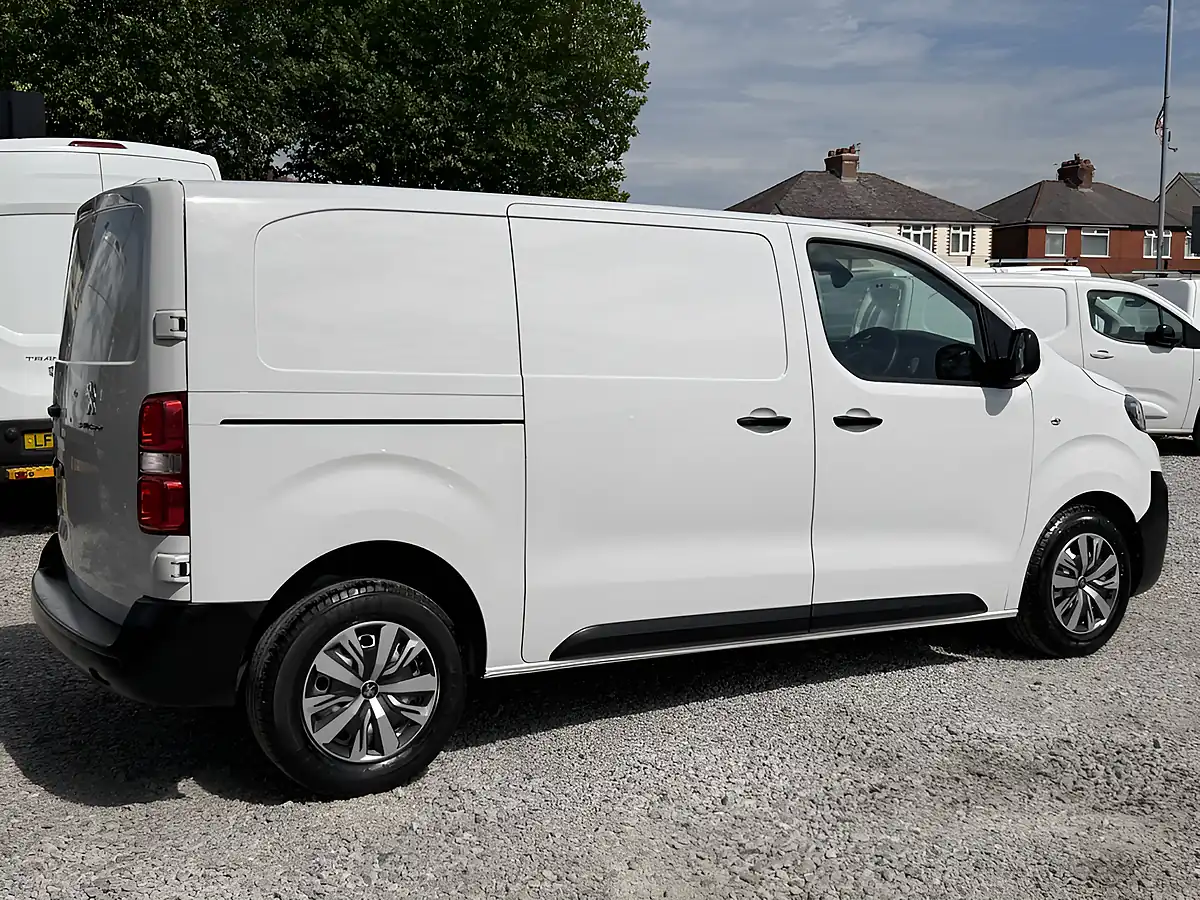Used 2023 Peugeot Expert Professional Premium Plus L1 (swb) White - Interior and Exterior details 12