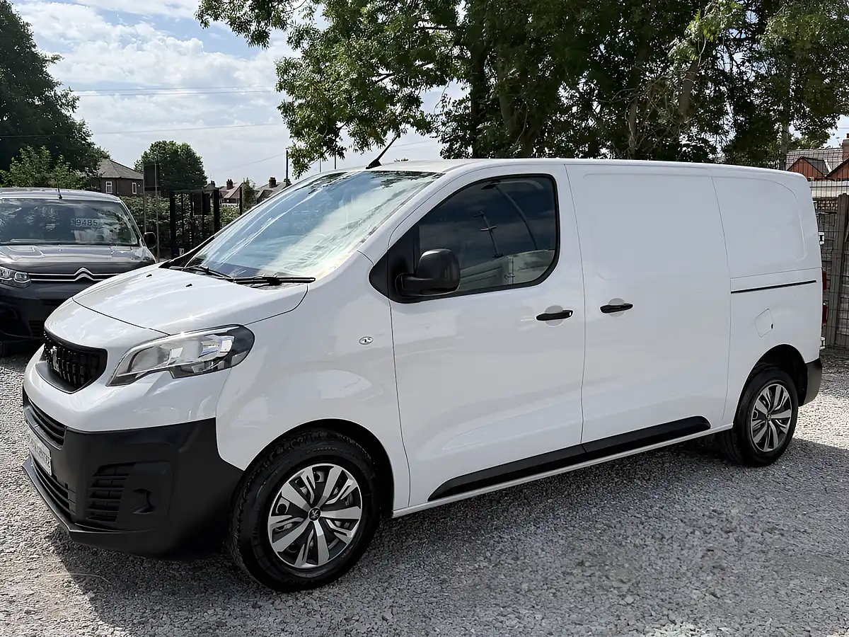 Used 2023 Peugeot Expert Professional Premium Plus L1 (swb) White - Interior and Exterior details 6