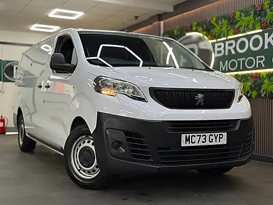 2023 Peugeot Expert BLUEHDI Professional Premium Plus L2