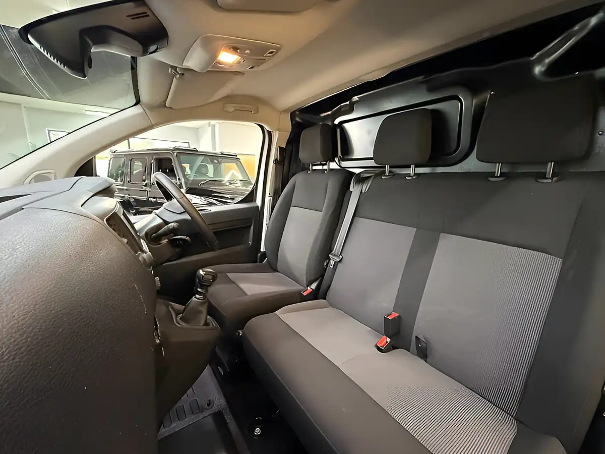 Used 2023 Peugeot Expert Professional Premium Plus L2 White - Interior and Exterior details 14