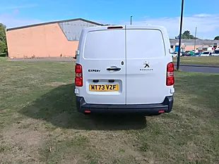Used 2023 Peugeot Expert Professional Premium Plus White - Interior and Exterior details 4