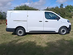 Used 2023 Peugeot Expert Professional Premium Plus White - Interior and Exterior details 6