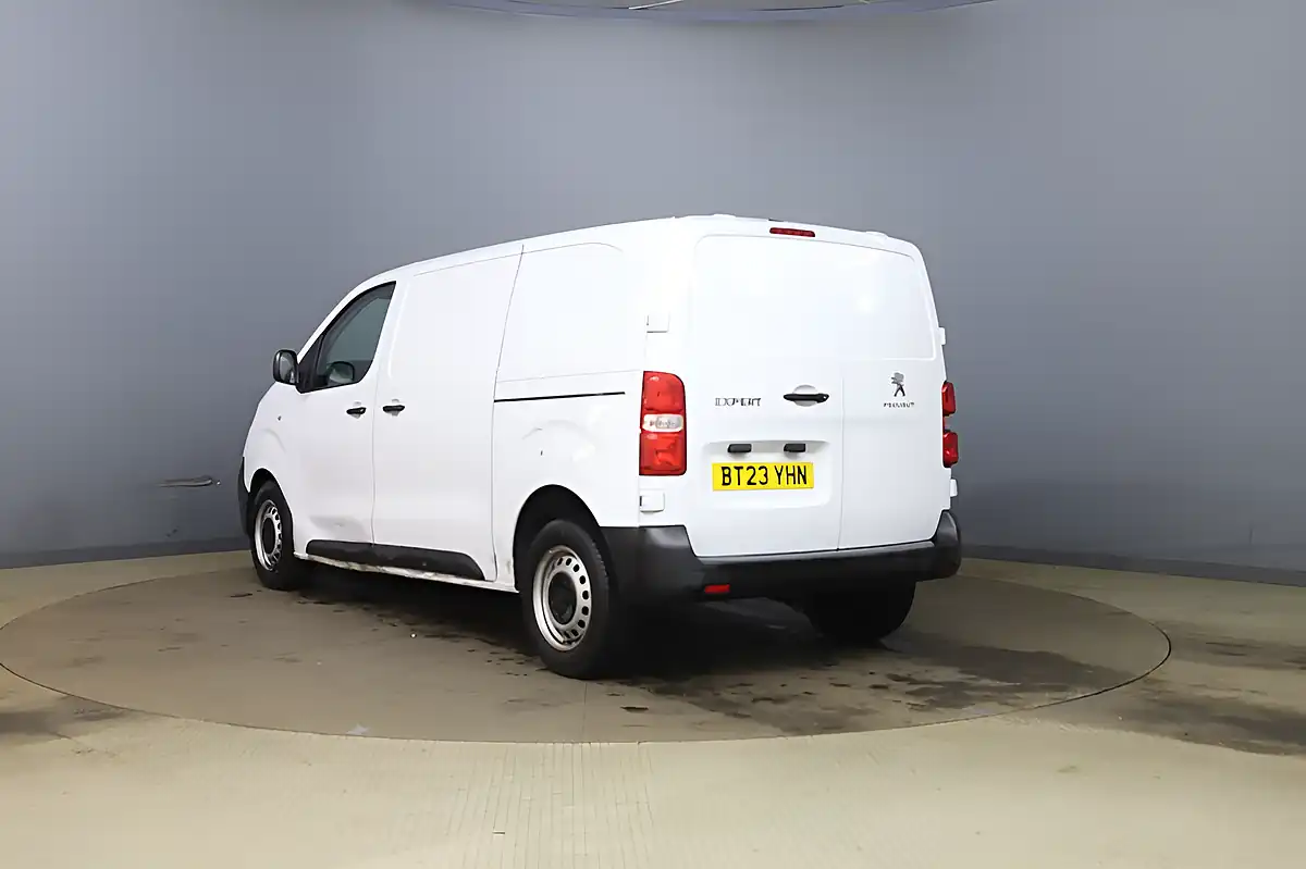 Used 2023 Peugeot Expert Professional Premium + White - Interior and Exterior details 11