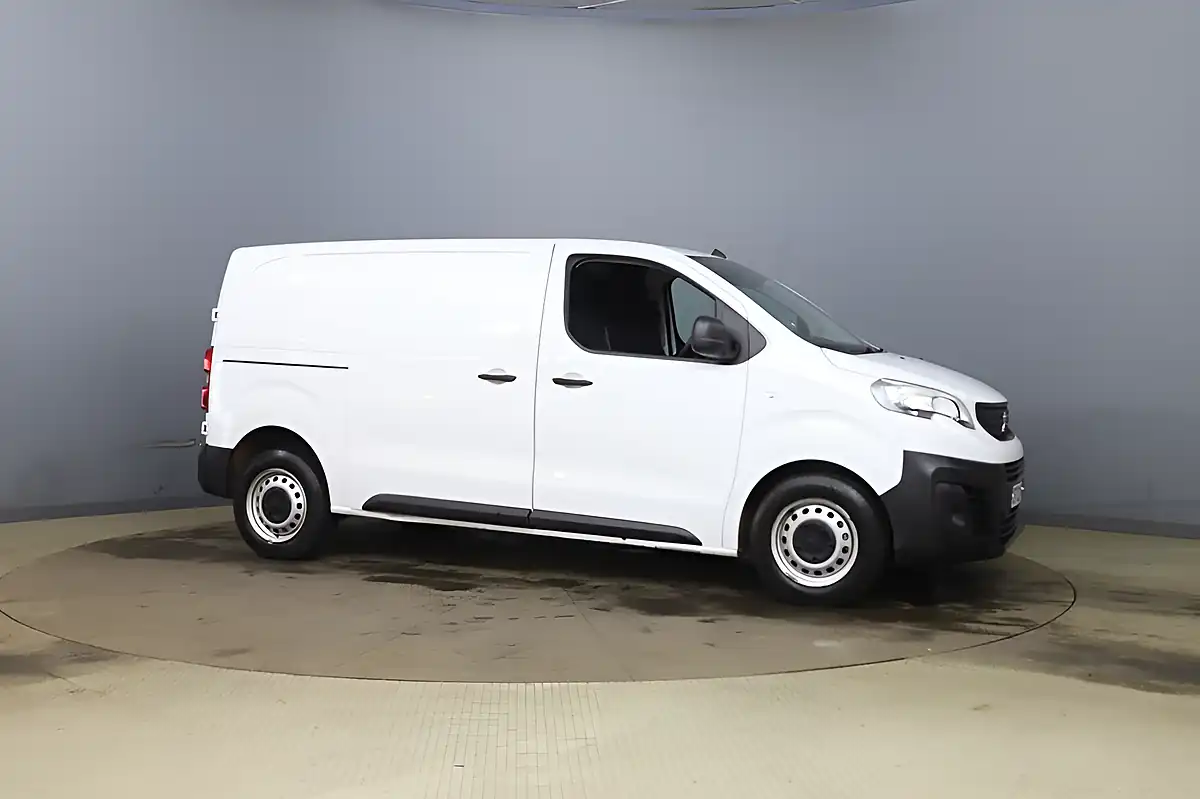 Used 2023 Peugeot Expert Professional Premium + White - Interior and Exterior details 3