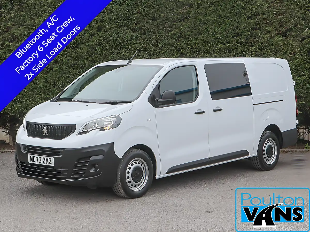 Used 2023 Peugeot Expert Professional Premium+ White - Front View