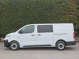 Used 2023 Peugeot Expert Professional Premium+ White - Interior and Exterior details 14