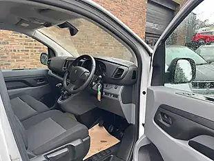 Used 2023 Peugeot Expert Professional Premium White - Interior and Exterior details 7