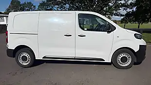 Used 2023 Peugeot Expert Professional Premium + White - Interior and Exterior details 2