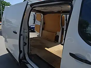 Used 2023 Peugeot Expert Professional Premium White - Interior and Exterior details 10