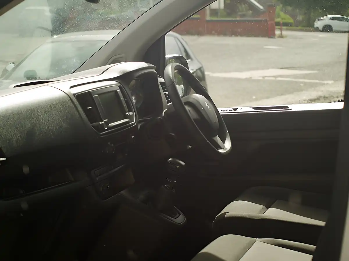 Used 2023 Peugeot Expert Professional Premium+ White - Interior and Exterior details 14