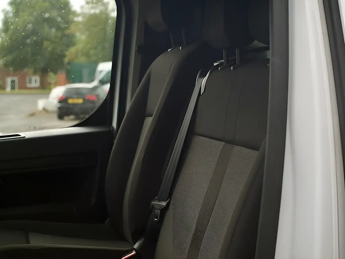 Used 2023 Peugeot Expert Professional Premium+ White - Interior and Exterior details 16