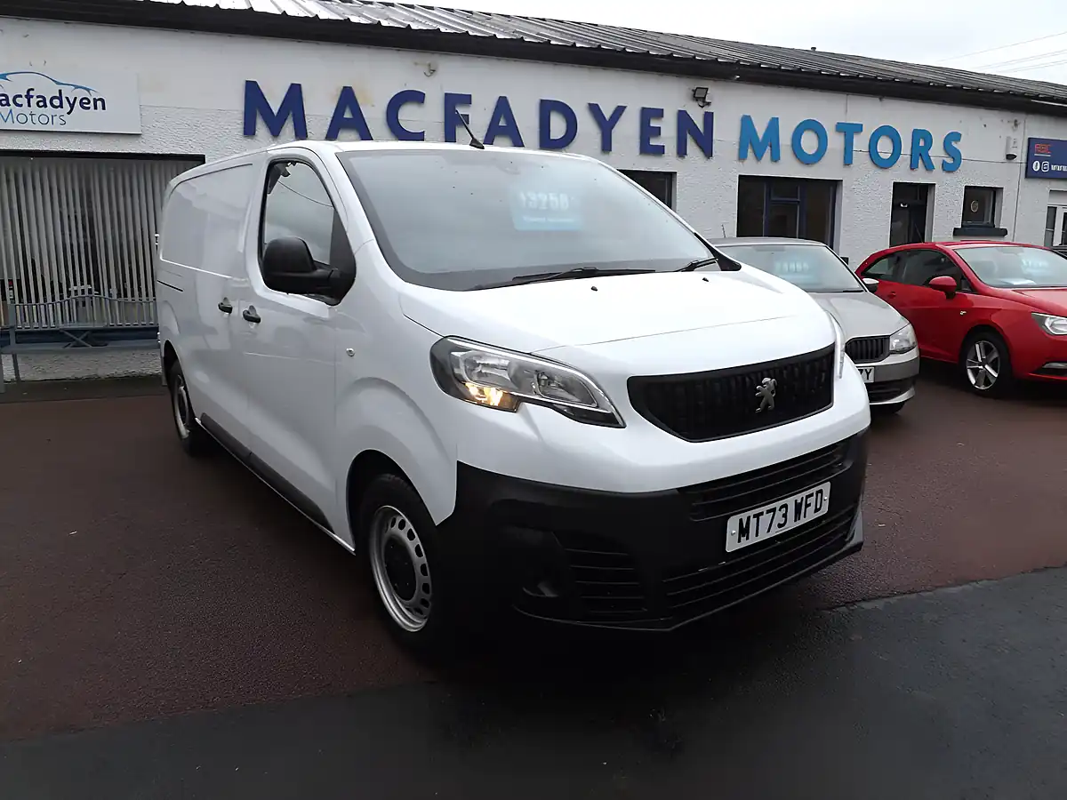 Used 2023 Peugeot Expert Professional Premium + White - Front View