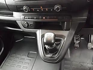 Used 2023 Peugeot Expert Professional Premium + White - Interior and Exterior details 17