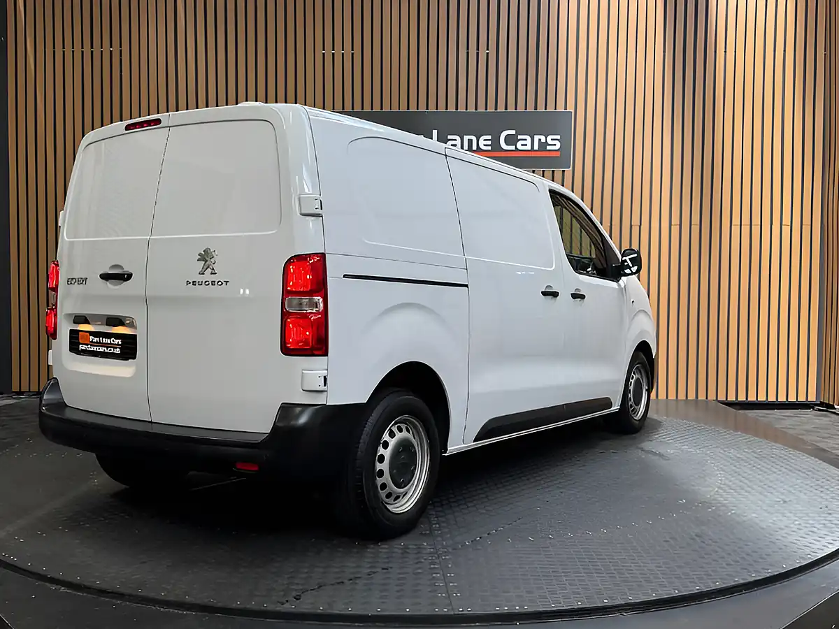 Used 2023 Peugeot Expert Professional Premium White - Interior and Exterior details 3