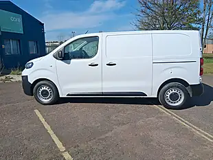 Used 2023 Peugeot Expert Professional Premium White - Interior and Exterior details 2