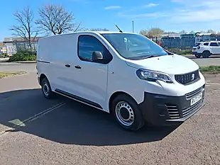 Used 2023 Peugeot Expert Professional Premium White - Interior and Exterior details 7
