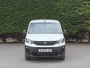 Used 2023 Peugeot Partner 850 Profesional Premium+ Long L2 Ice White - Interior and Exterior details 3
