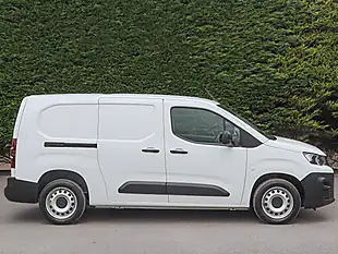 Used 2023 Peugeot Partner 850 Profesional Premium+ Long L2 Ice White - Interior and Exterior details 5
