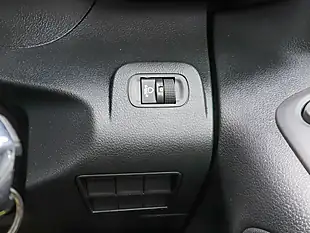 Used 2023 Peugeot Partner 850 Professional Premium+ Ice White - Interior and Exterior details 10