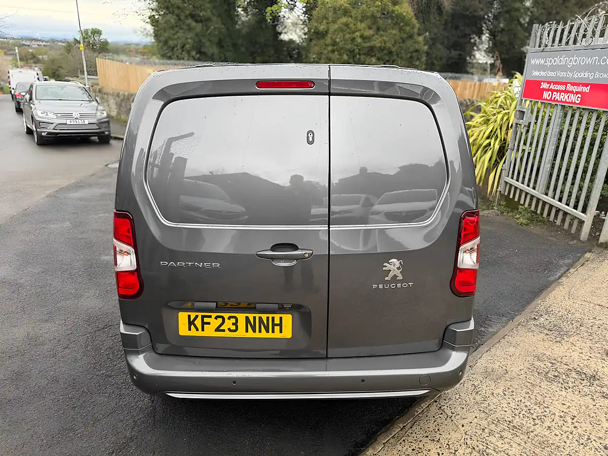 Used 2023 Peugeot Partner Asphalt Premium Grey - Interior and Exterior details 8