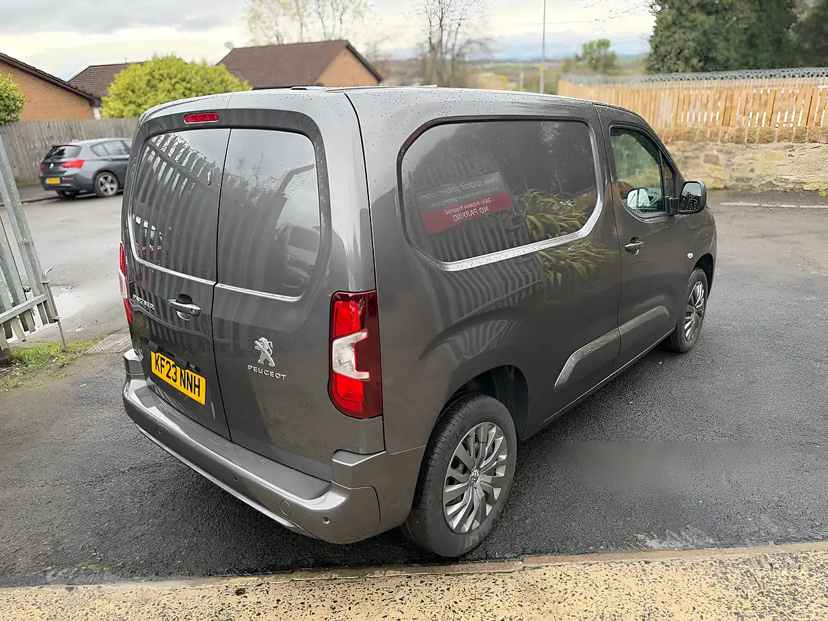 Used 2023 Peugeot Partner Asphalt Premium Grey - Interior and Exterior details 9